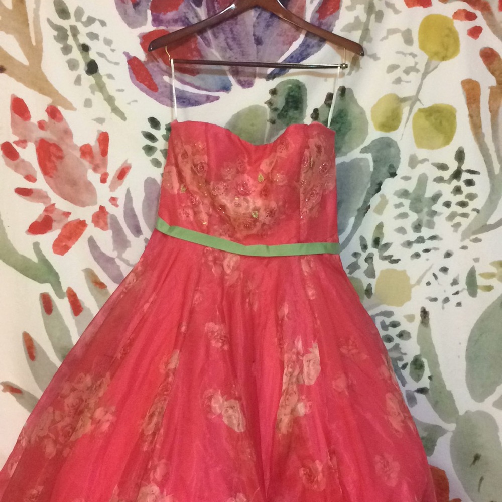 Sherri Hill 32127 dress